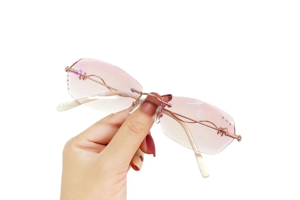 Glassesith